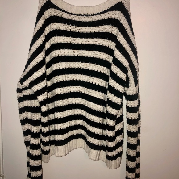 Black & White striped chunky Express sweater Sz S - Picture 3 of 3